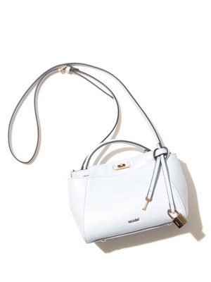 マルチポシェット