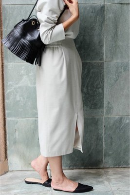 〈IENA〉TOPカットMIDCALFスカート