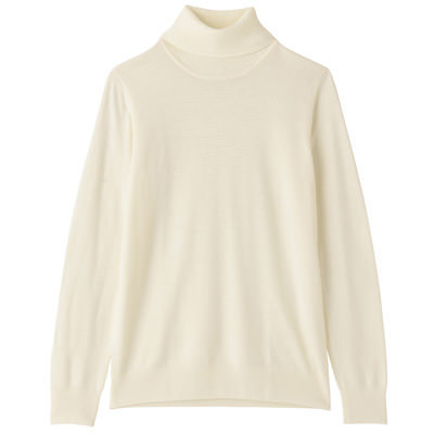 首のチクチクをおさえた・天竺洗えるタートルネック