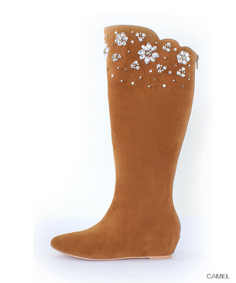 フラワービジューインヒールブーツ