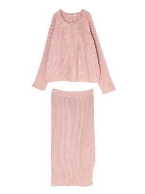 ニットセットアップ