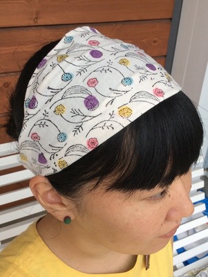 admiのファブリックを使用したヘアバンド