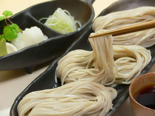 挽きぐるみそば（生そば）