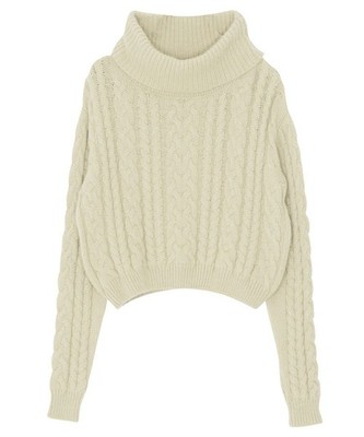 オフタートルケーブルニットトップス