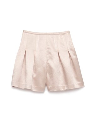 光沢タックショートパンツ