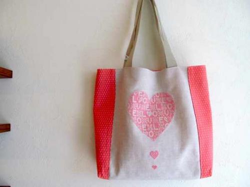 ハートとLOVEのステッチバッグ*petit panier