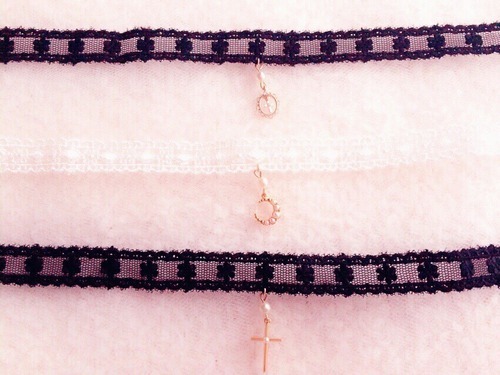 Lace Choker