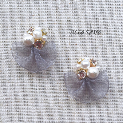グレージュオーガンジー＊パールビジューピアス