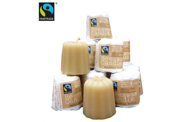 山形のキャンドル工房で作ったフェアトレード認証キャンドル