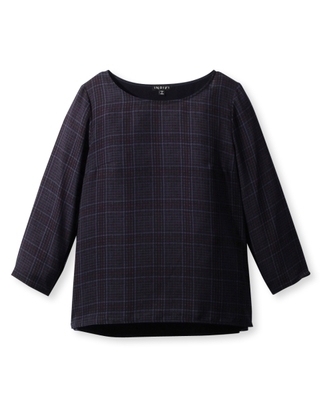 切り替えデザインブラウス