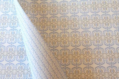 ホワイトセイロン柄リバーシブルペーパー