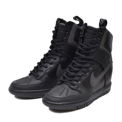 NIKE ダンクスカイハイ2 スニーカーブーツ 