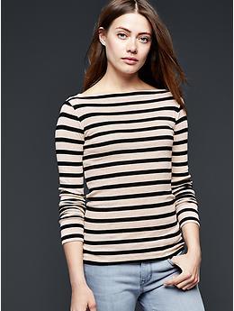Modern stripe boatneck tee
