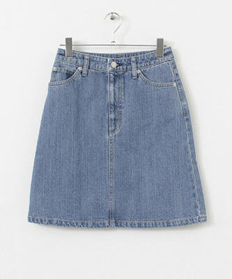 KBF(ケイビーエフ)台形デニムスカート