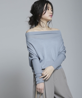 袖リブオフショルドレープニット