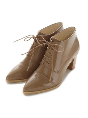 Balcony and Bed(バルコニーアンドベッド)レースアップブーティ