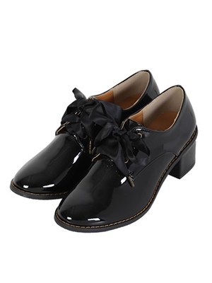 Fi.n.t(フィント)レースアップエナメルヒールシューズ