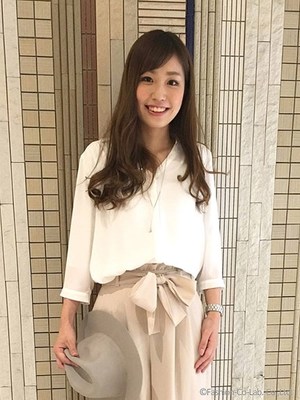 シャツカラーゆるブラウス