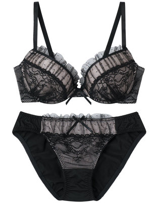 ボディコンシャス ブラ&ショーツセット