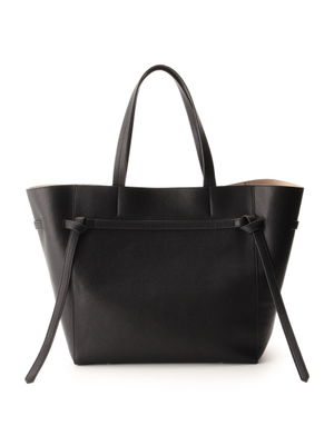 フロントデザイントートバッグ