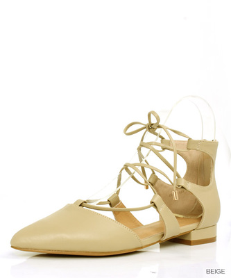 レースアップデザインフラットパンプス