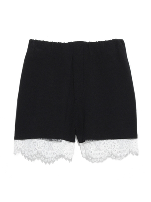レース付きニットショートパンツ