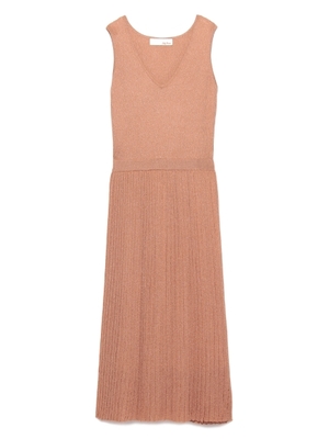 プリーツニットワンピース