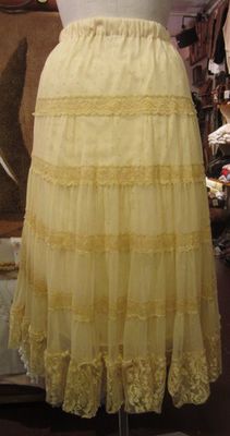 ドット柄レース切替パール付きティアードスカート