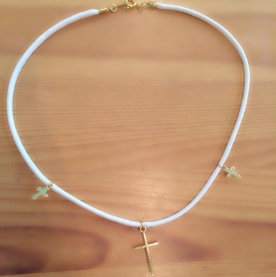 チョーカー クロス ホワイト