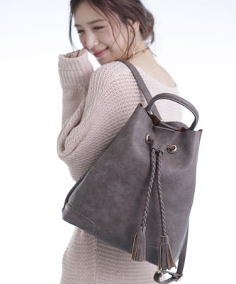 the.first.floor. タッセル付ドロストリュック