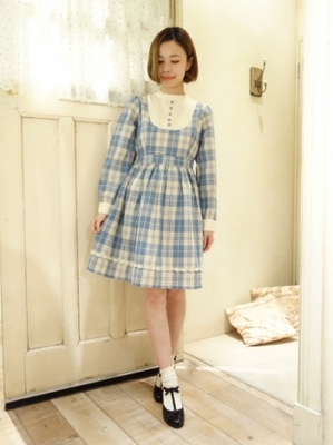 ヨーク切替チェックワンピース