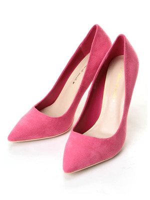 ポインテッドスエードパンプス