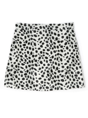 アニマル柄スカート