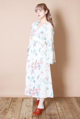 Beige×Blue×Red ノスタルジックFlower柄エスニックワンピース