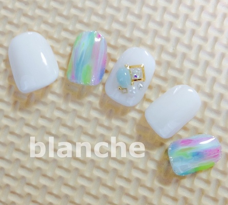 BLANCHE★爽やかビジューネイ
