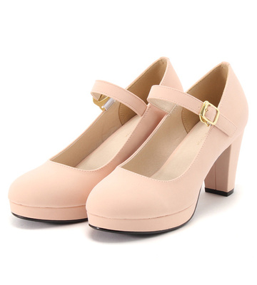 ストラップ付ラウンドトゥパンプス