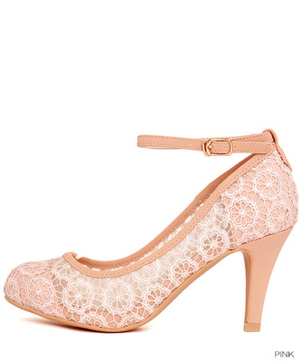 レースマテリアルストラップパンプス