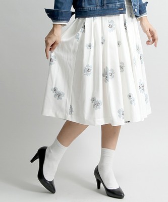 タックプリーツガウチョパンツ