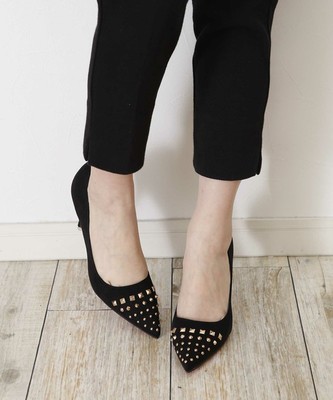 ポインテッドトゥスタッズパンプス