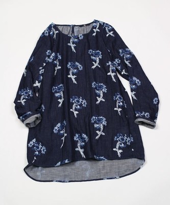 インディゴ二重織りマーガレットプリントブラウス