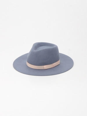 フェルトツバヒロハット
