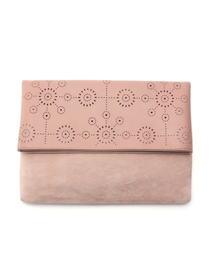 カットワーククラッチバッグ