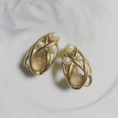 USA vintage earrings