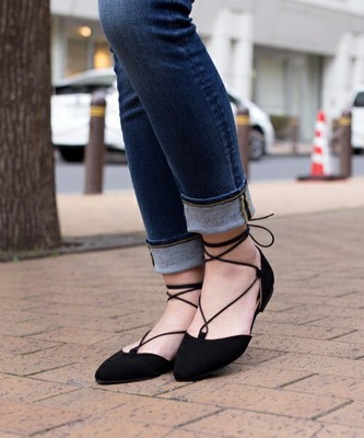 SHIPS / nacer de pie:レースアップポインテッドトゥ