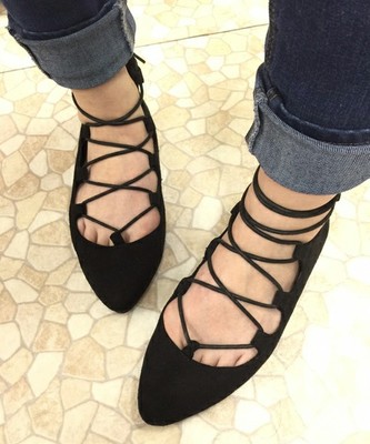 UNRELISH レースアップフラットシューズ