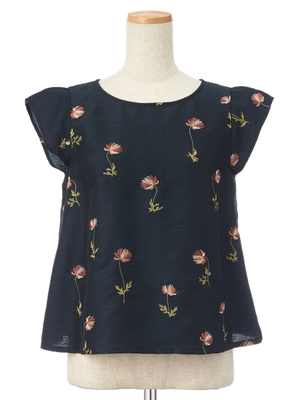 ステッチシシュウトップス