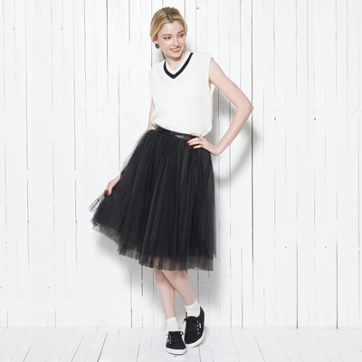 プリーツチュールスカート