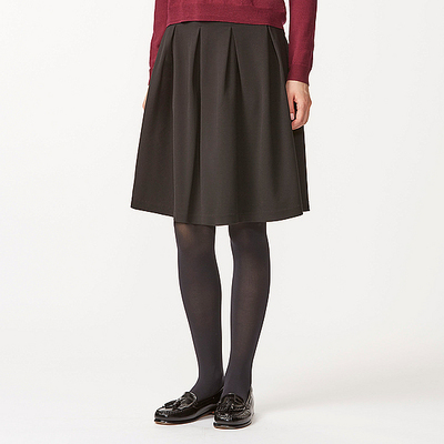 ポンチタックスカート