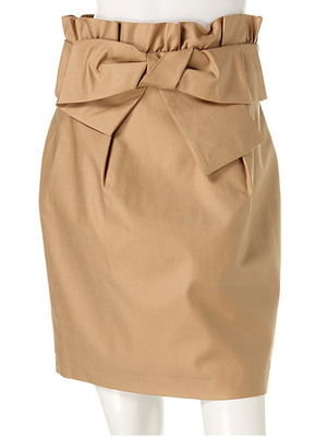 サテンスカート