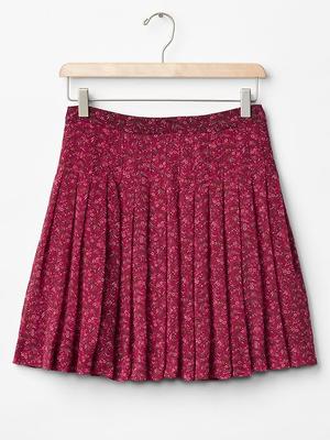 Pleat circle skirt